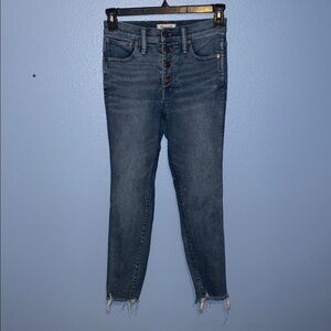Madewell Blue 10” High Rise Skinny Raw Edge Hem Jeans - size 27 - B6